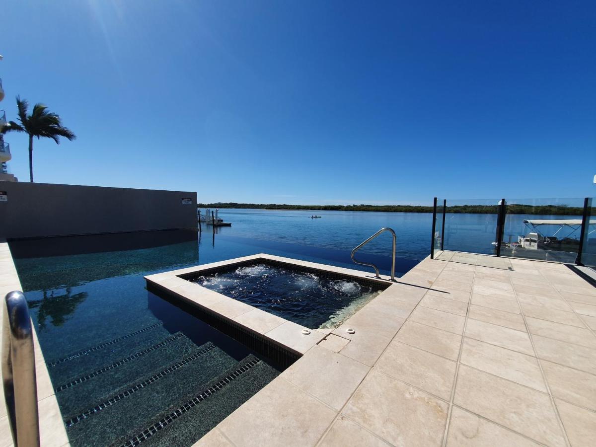 Trafalgar Towers Maroochydore Esterno foto